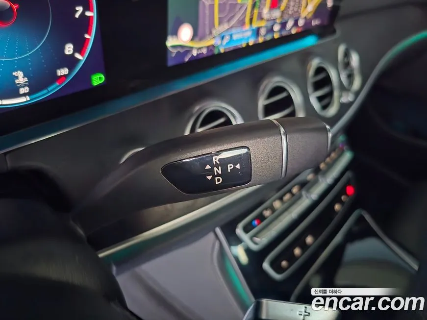 Mercedes-Benz E-Class 2022 из KR, фото 9