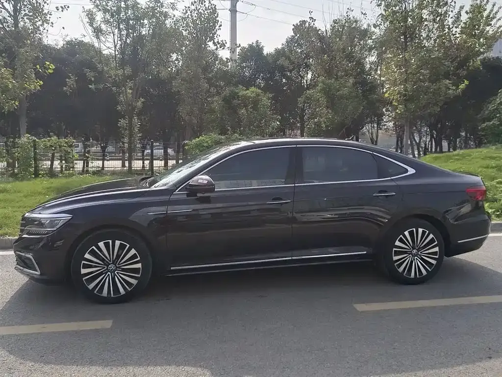 Volkswagen Passat 2021 из CN, фото 8