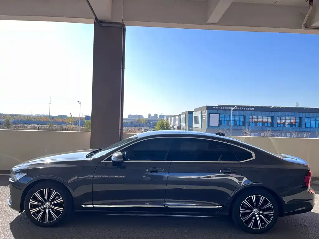 Volvo S90 2021 из CN, фото 3