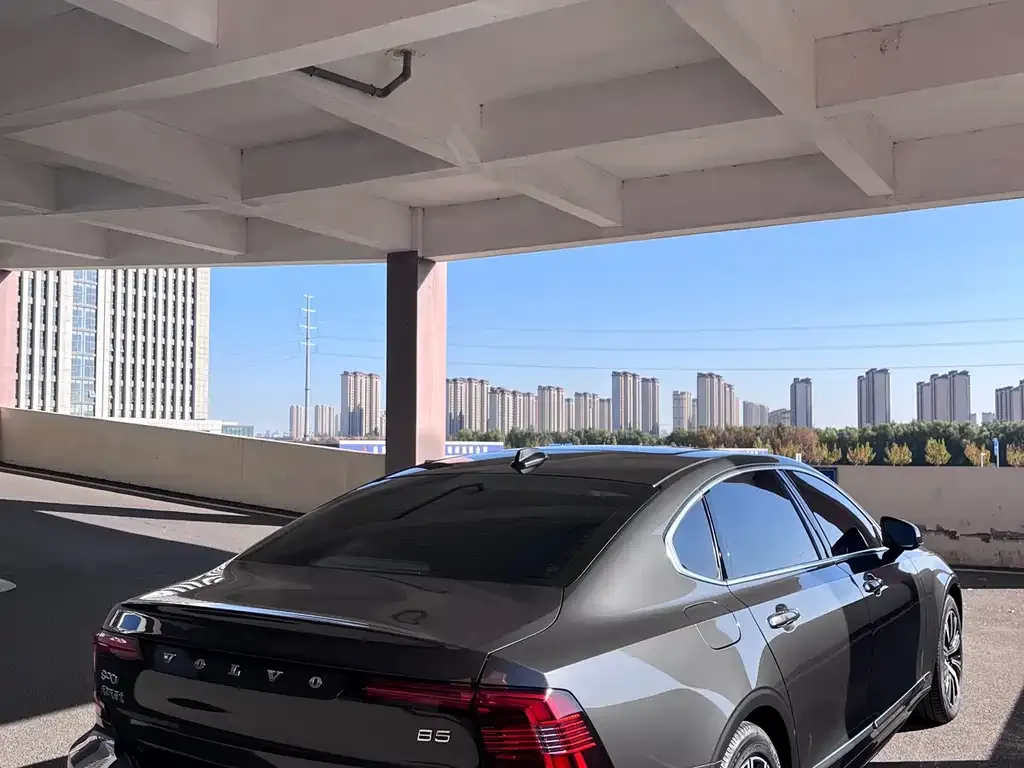 Volvo S90 2021 из CN, фото 5