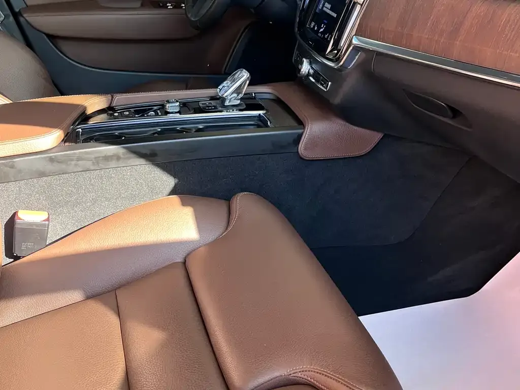 Volvo S90 2021 из CN, фото 8
