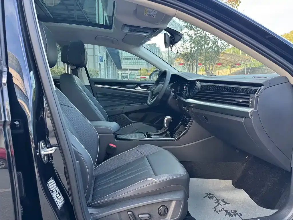 Volkswagen Passat — фото 9