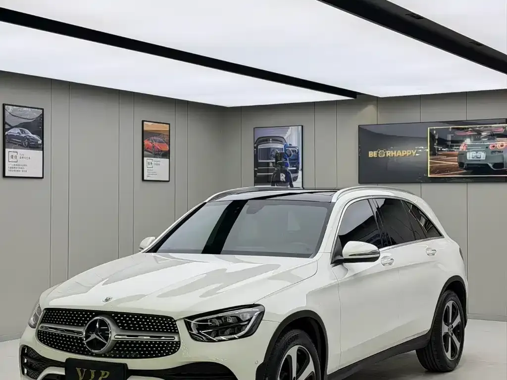 Mercedes-Benz GLC — фото 1