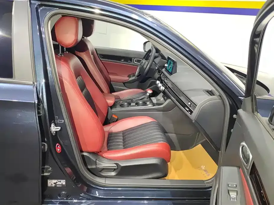 Honda Civic 2023 из CN, фото 8