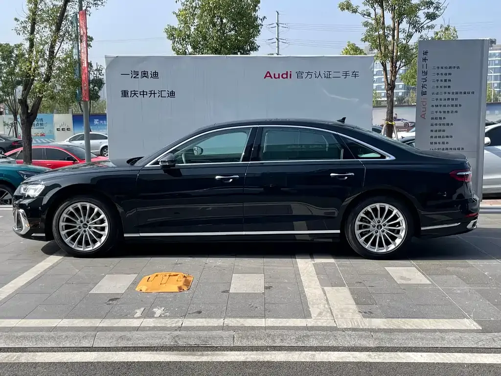 Audi A8 2025 из CN, фото 5