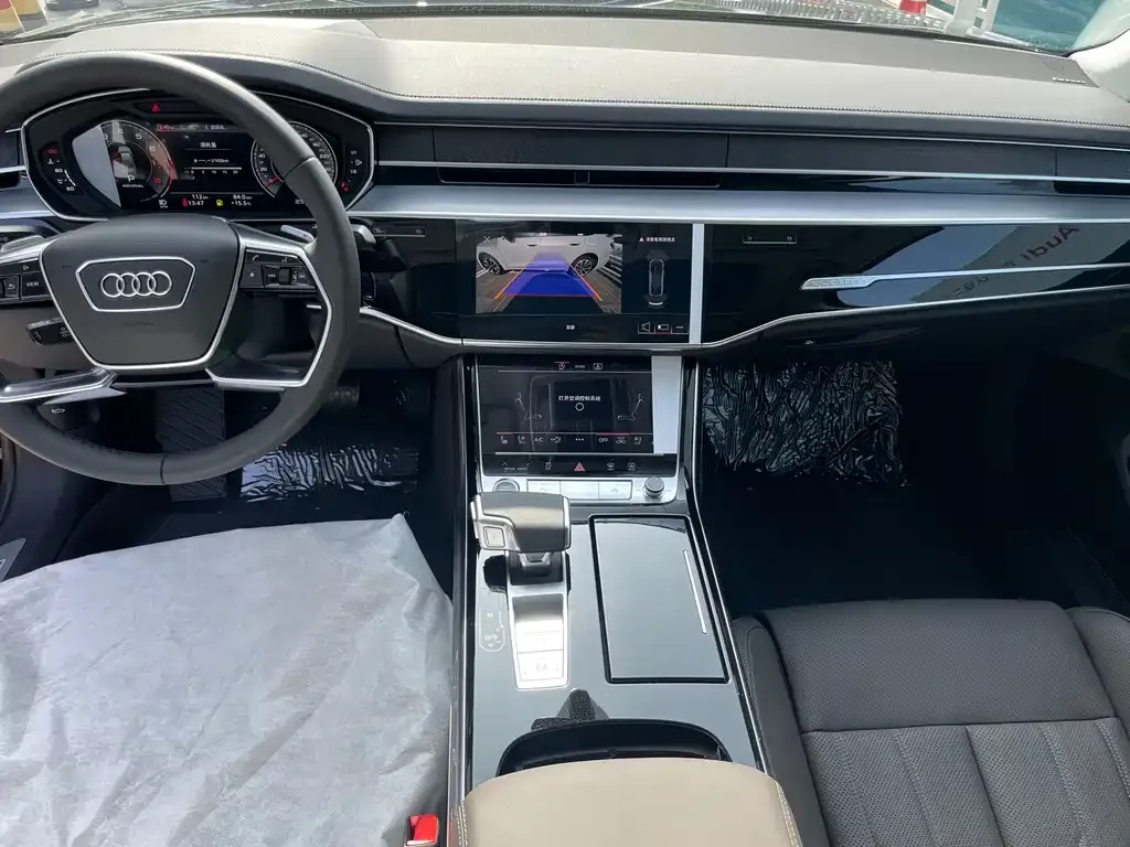Audi A8 2025 из CN, фото 9