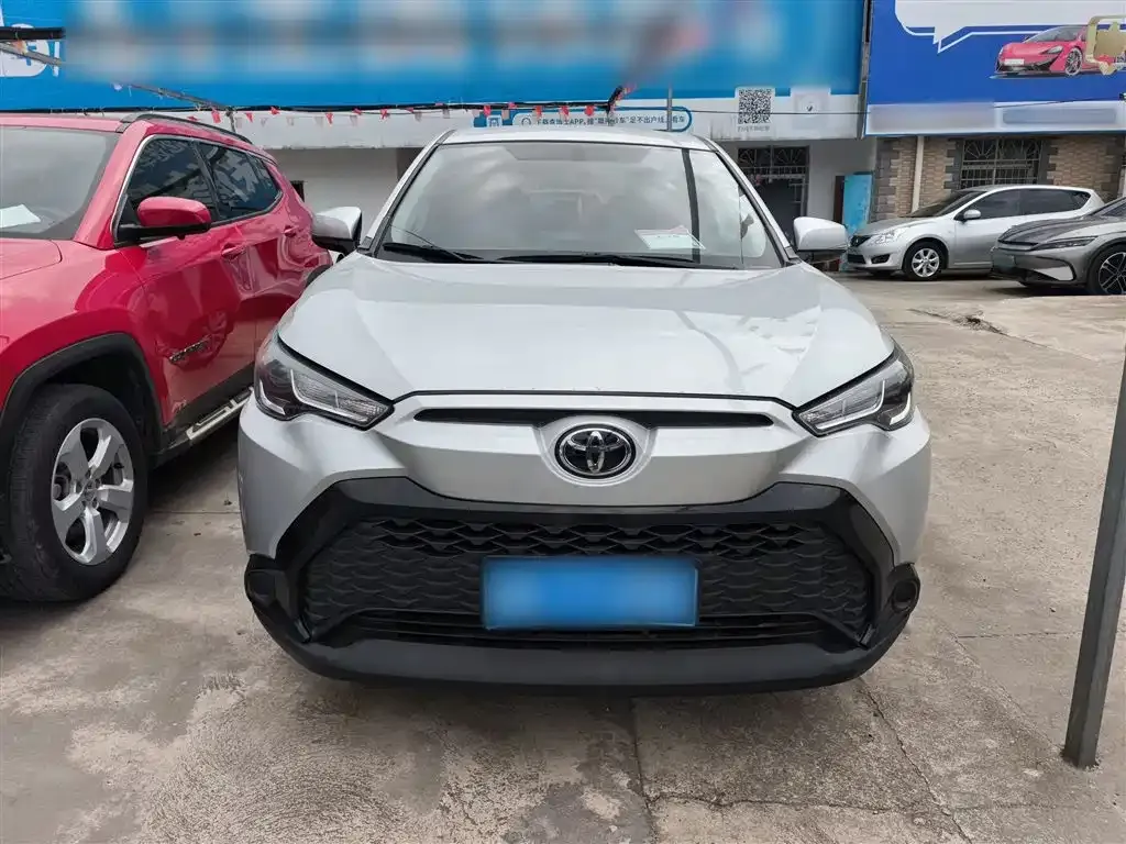 Toyota Frontlander 2022 из CN, фото 3