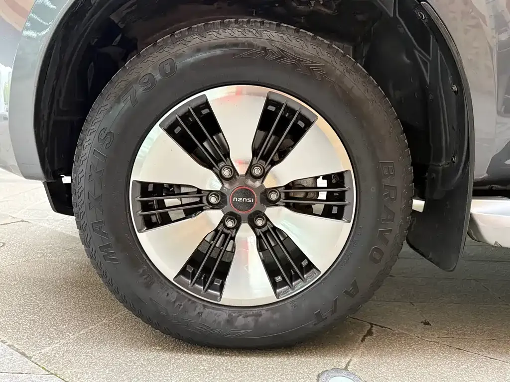 Isuzu D-MAX 2021 из CN, фото 7
