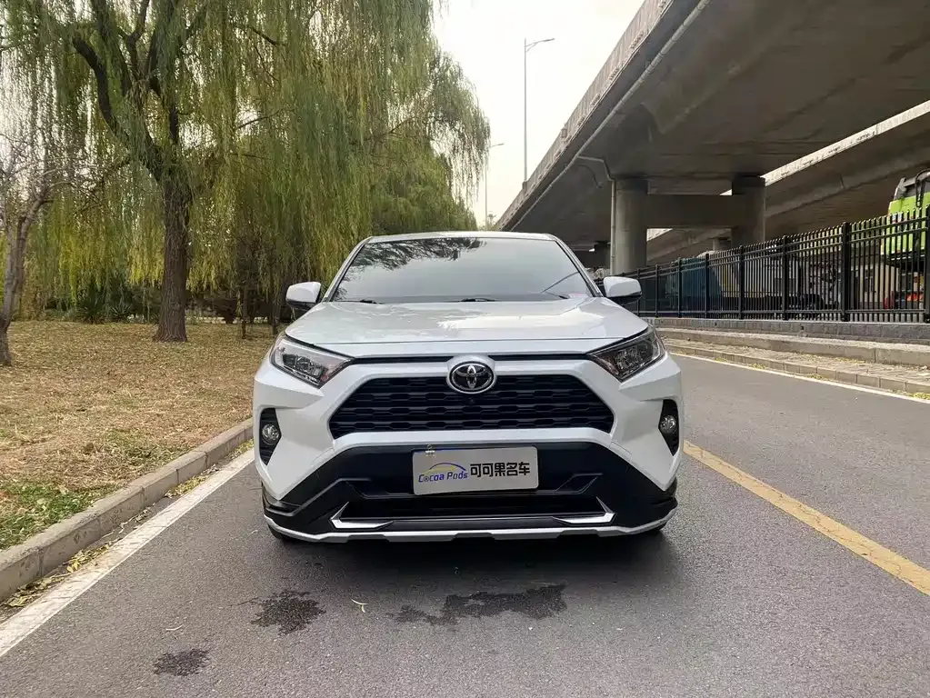 Toyota RAV4 2021 из CN, фото 3
