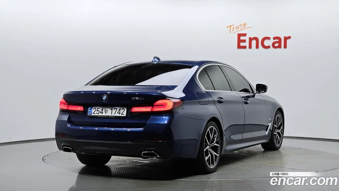 BMW 5-Series 2021 из KR, фото 2