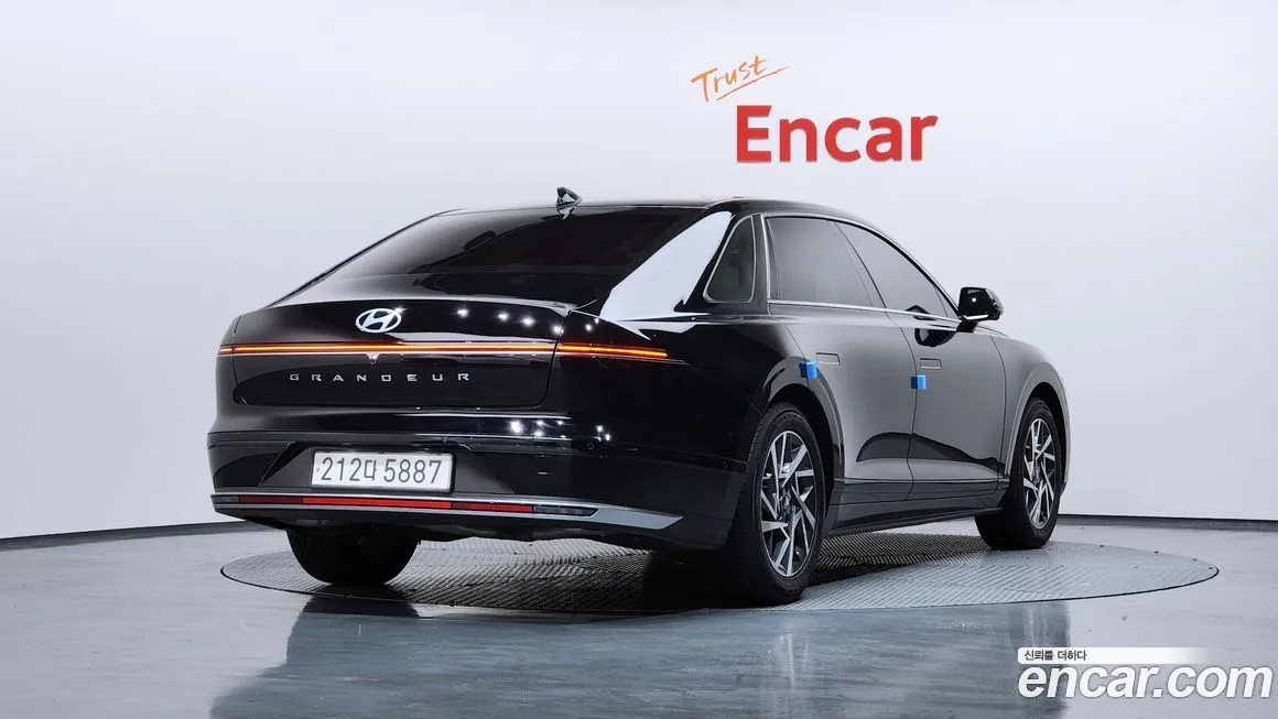 Hyundai Grandeur 2023 из KR, фото 2