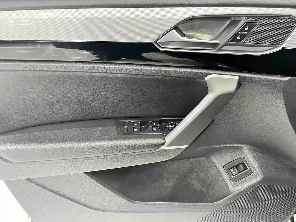 Volkswagen Tayron 2022 из CN, фото 10