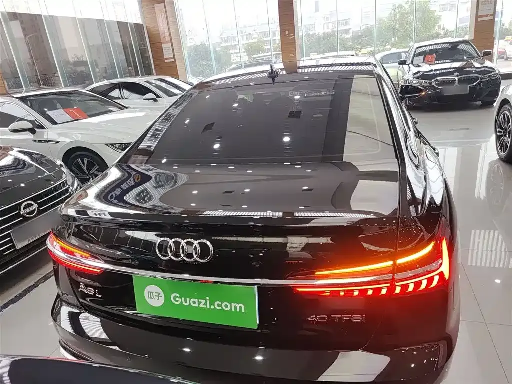Audi A6L 2024 из CN, фото 6