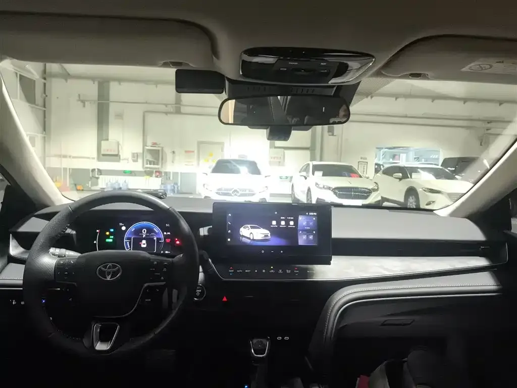 Toyota Camry 2025 из CN, фото 10
