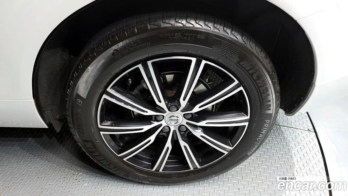 Volvo XC60 2021 из KR, фото 5