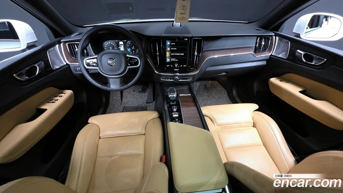 Volvo XC60 2021 из KR, фото 7