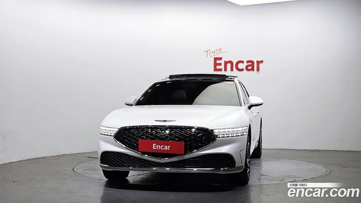 Genesis G90 2023 из KR, фото 3