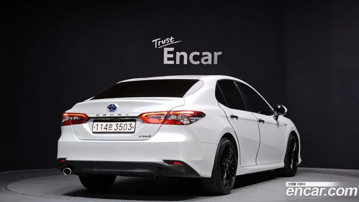 Toyota Camry 2022 из KR, фото 2