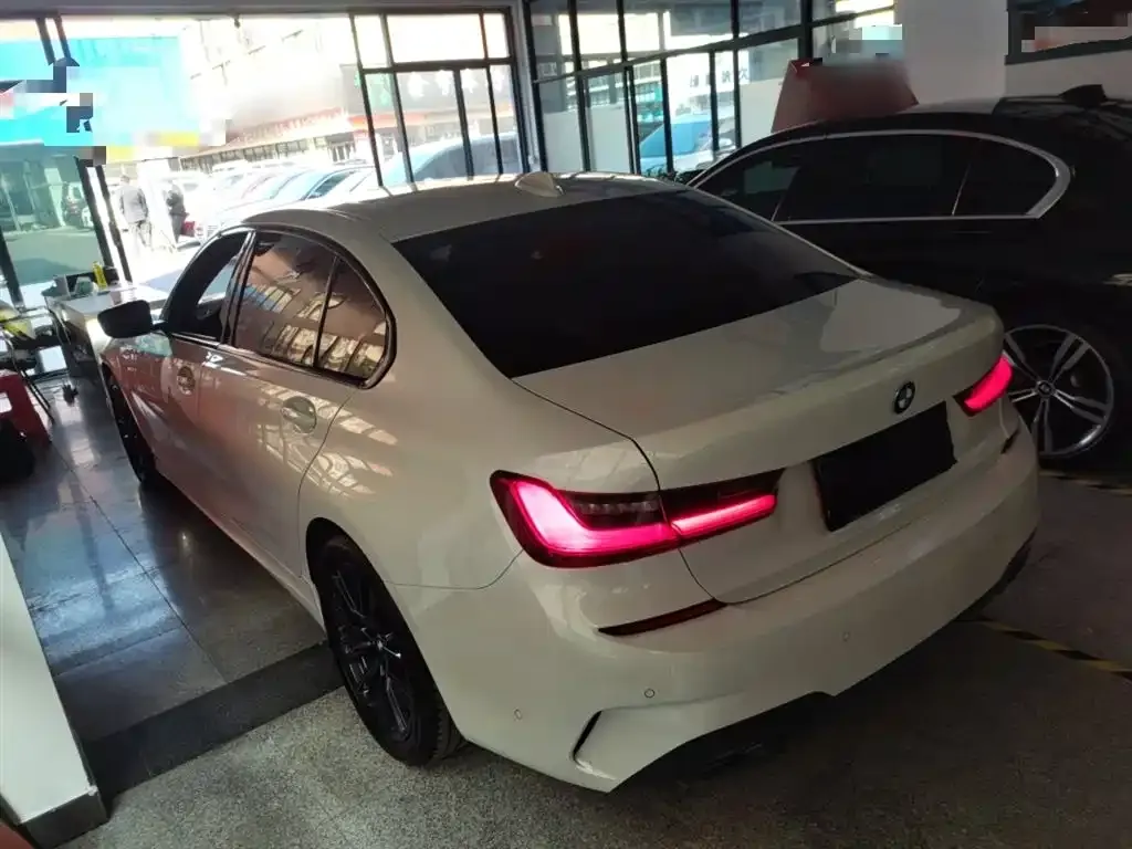 BMW 3 Series 2021 из CN, фото 5