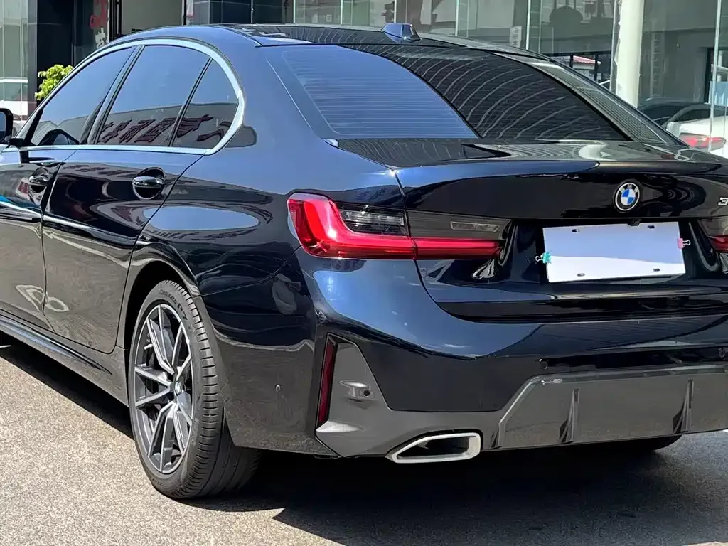 BMW 3 Series 2023 из CN, фото 7