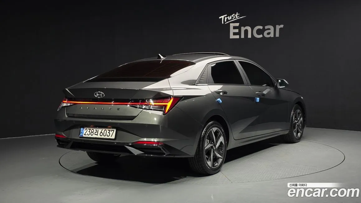 Hyundai AVANTE — фото 2