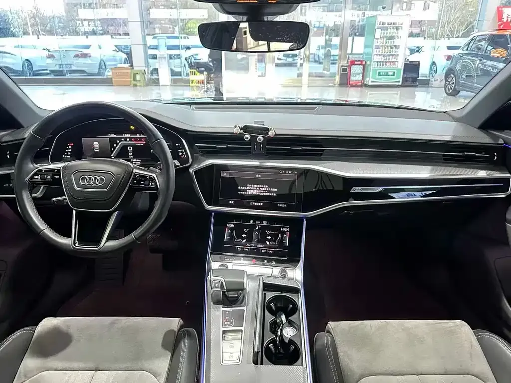 Audi A6L 2025 из CN, фото 6
