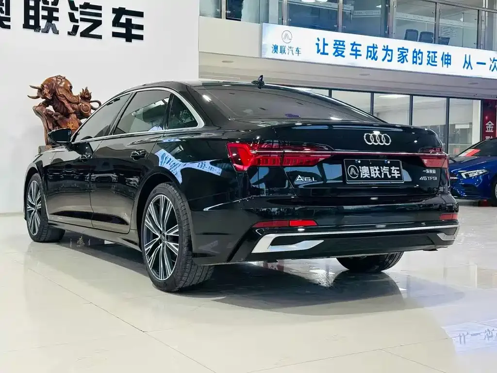 Audi A6L 2025 из CN, фото 7
