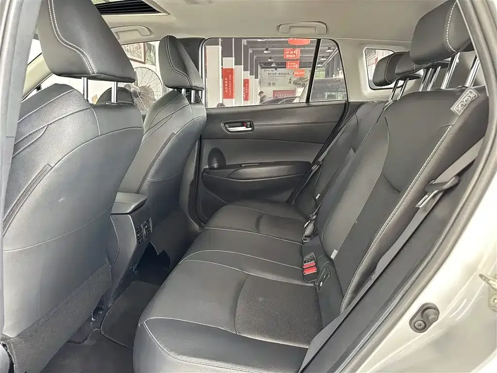 Toyota Frontlander 2022 из CN, фото 5