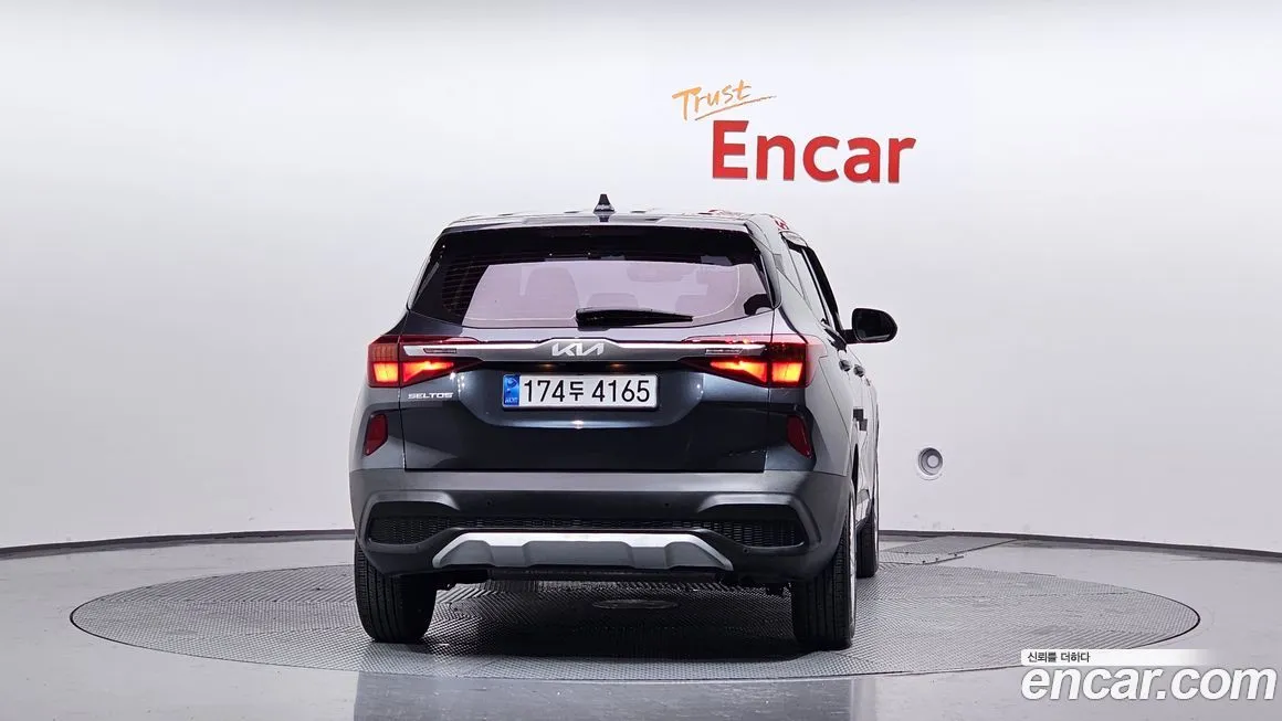 Kia Seltos 2023 из KR, фото 4