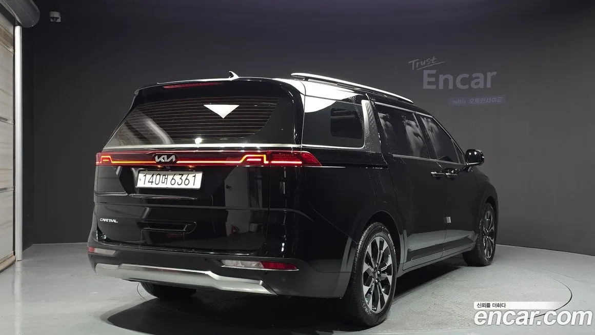 Kia Carnival 2023 из KR, фото 2