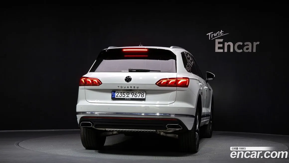 Volkswagen Touareg 2023 из KR, фото 4