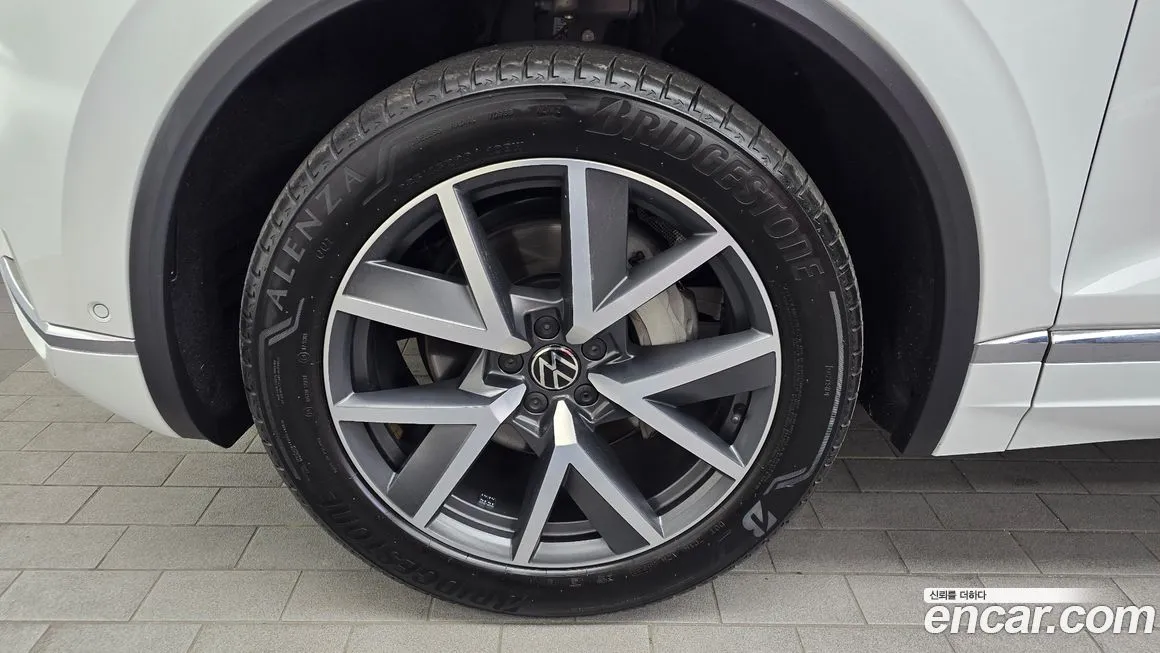 Volkswagen Touareg 2023 из KR, фото 5