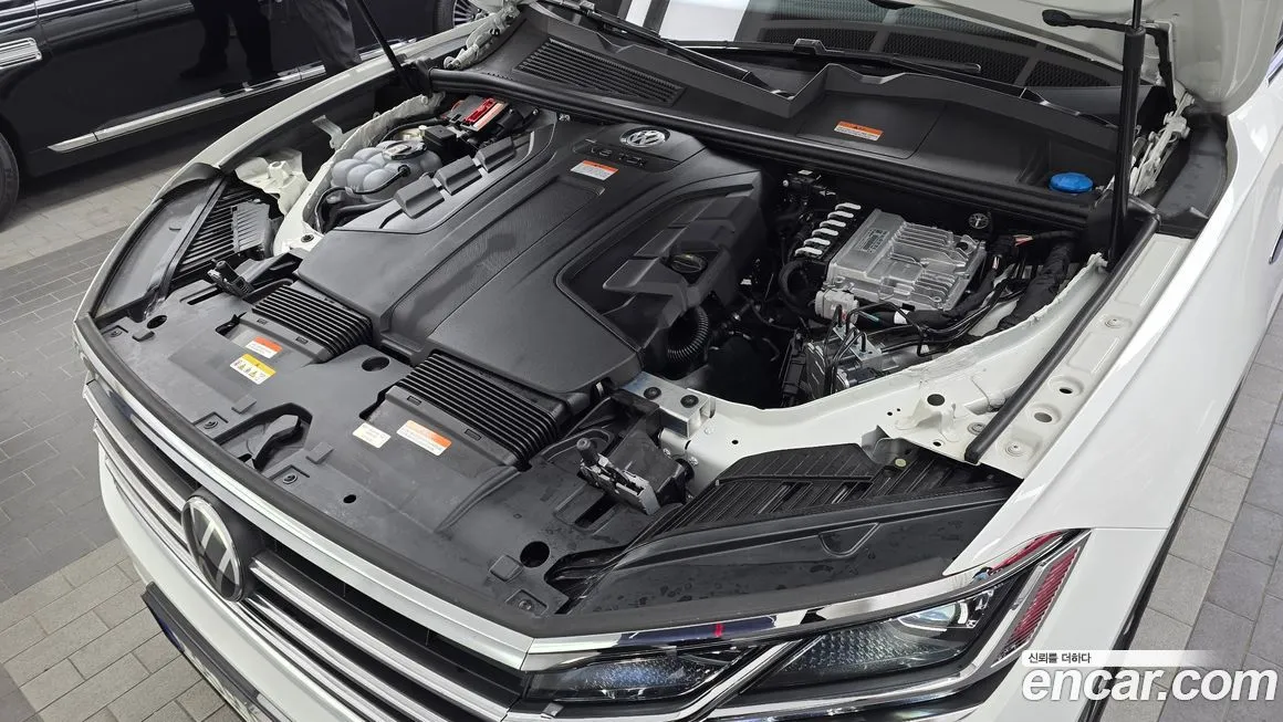 Volkswagen Touareg 2023 из KR, фото 6