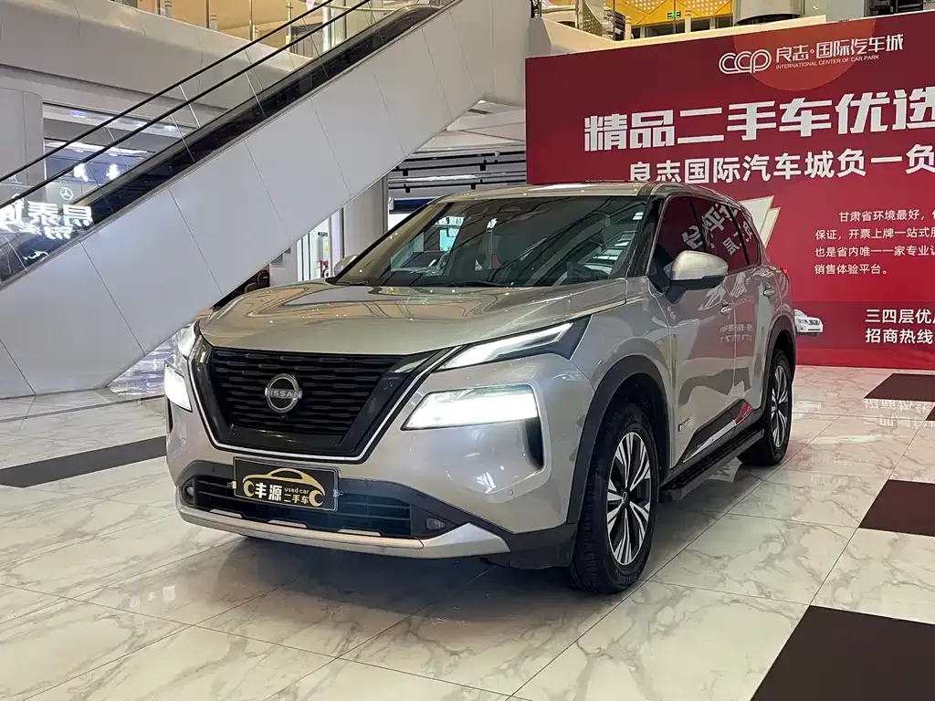 Nissan X-Trail 2023 из CN, фото 1