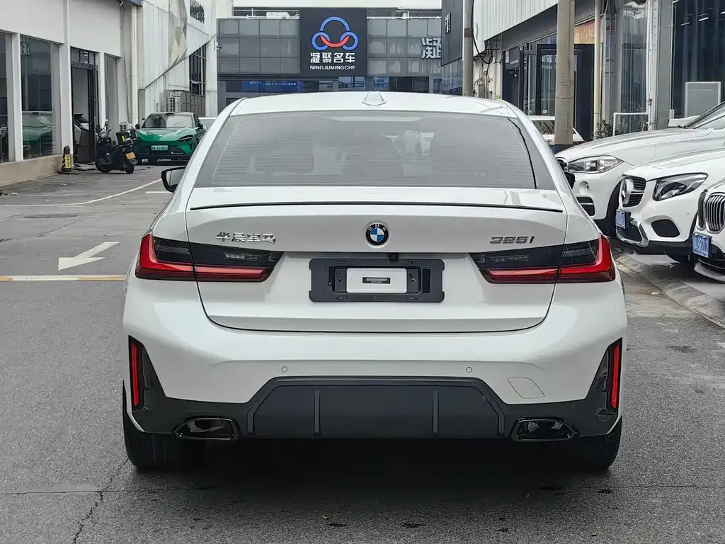 BMW 3 Series 2023 из CN, фото 5