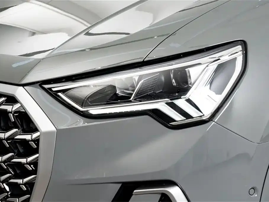 Audi Q3 2025 из CN, фото 5