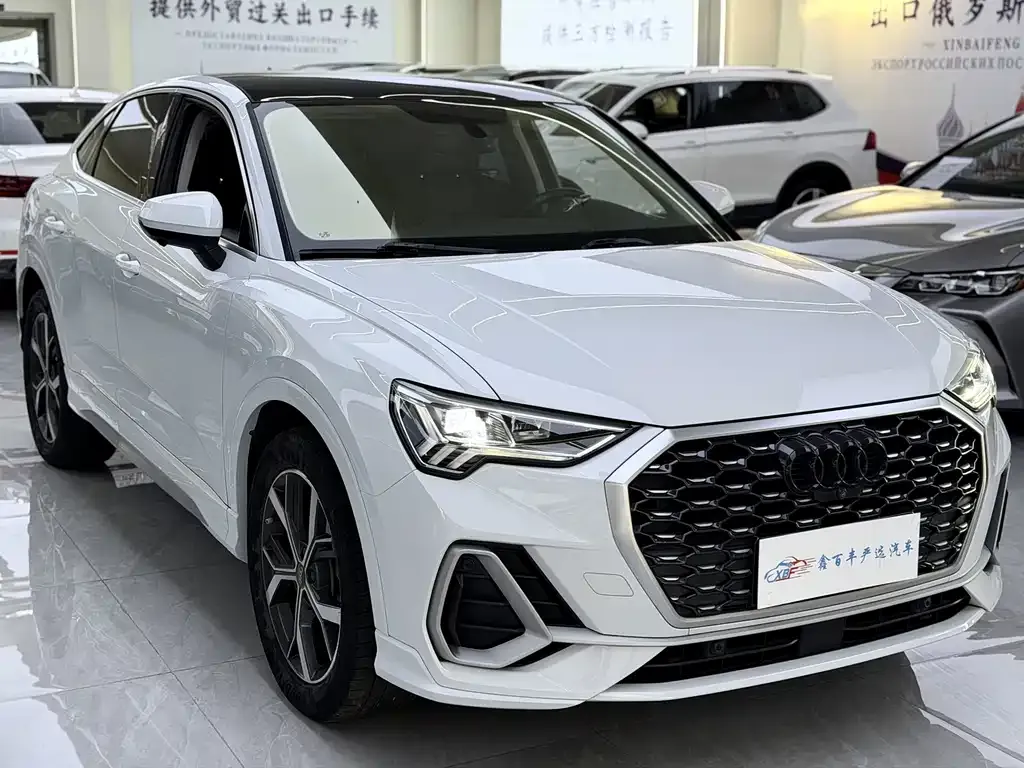 Audi Q3 Sportback — фото 3