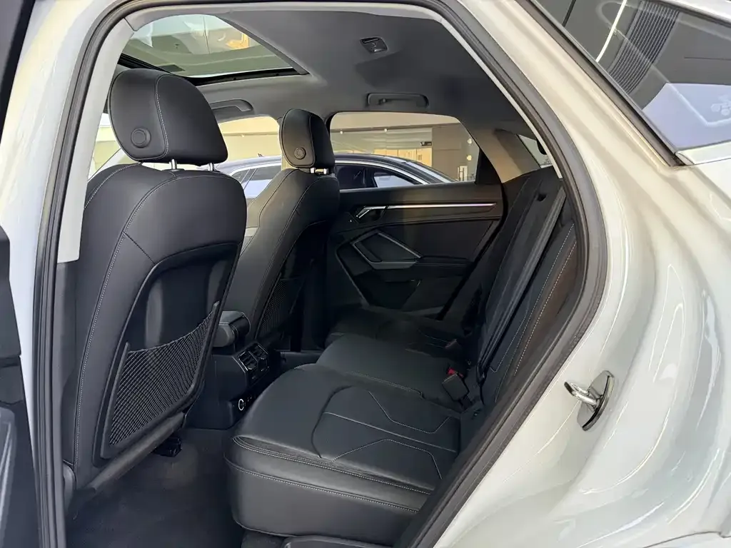 Audi Q3 Sportback — фото 7
