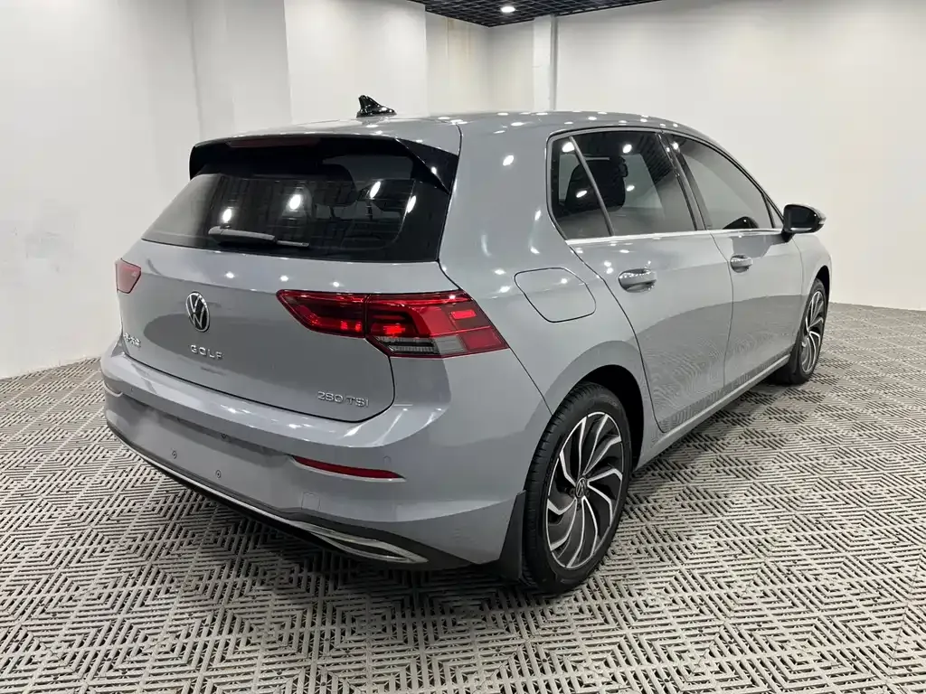 Volkswagen Golf 2021 из CN, фото 7