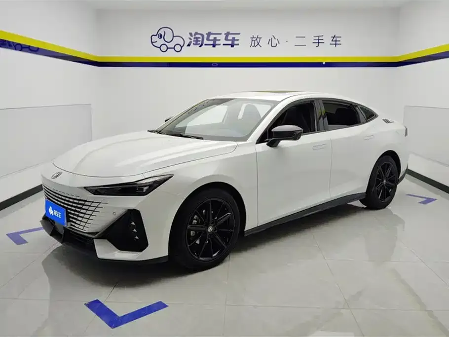 Changan UNI-V 2023 из CN, фото 1