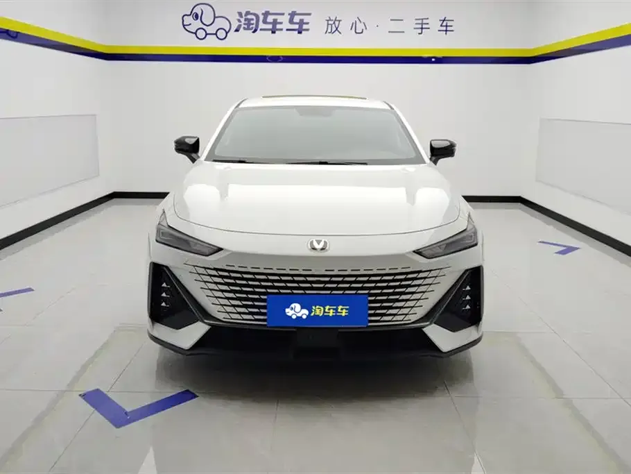 Changan UNI-V 2023 из CN, фото 2