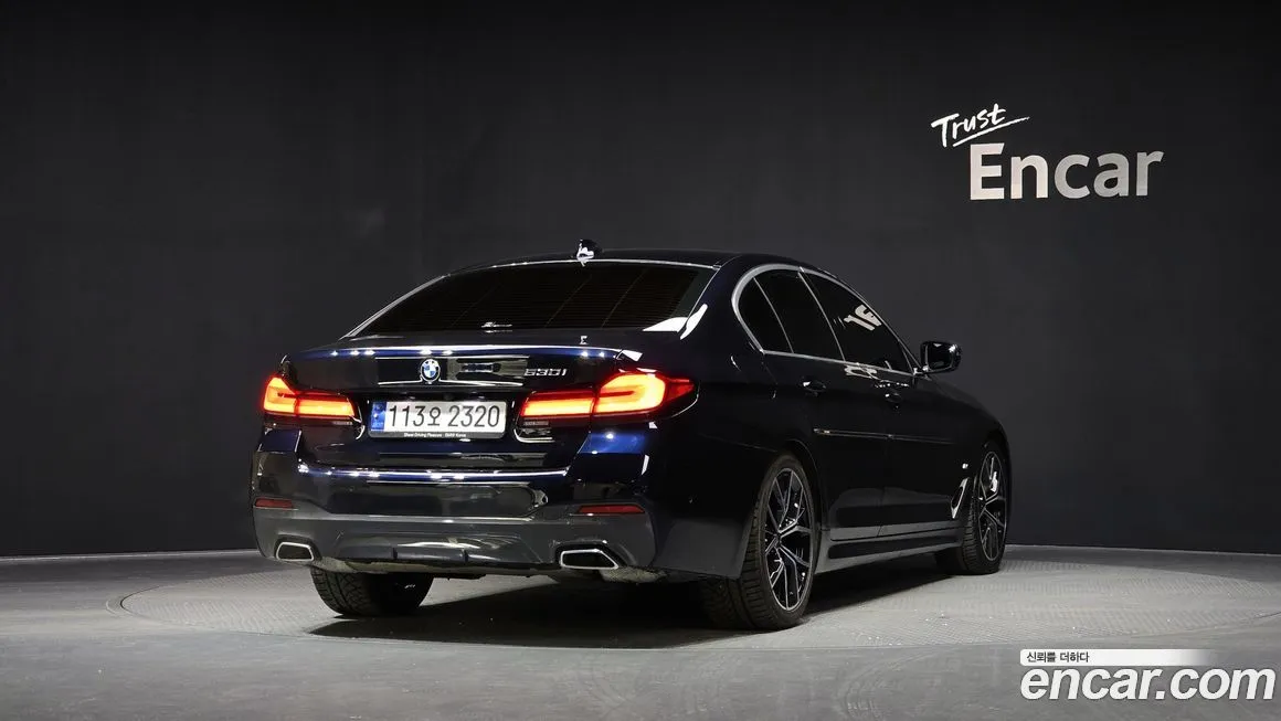 BMW 5-Series 2023 из KR, фото 2