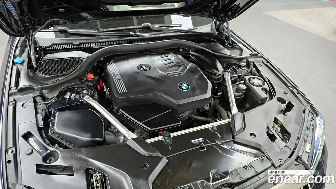 BMW 5-Series 2023 из KR, фото 6
