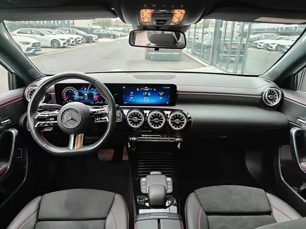 Mercedes-Benz A-Class 2024 из CN, фото 7