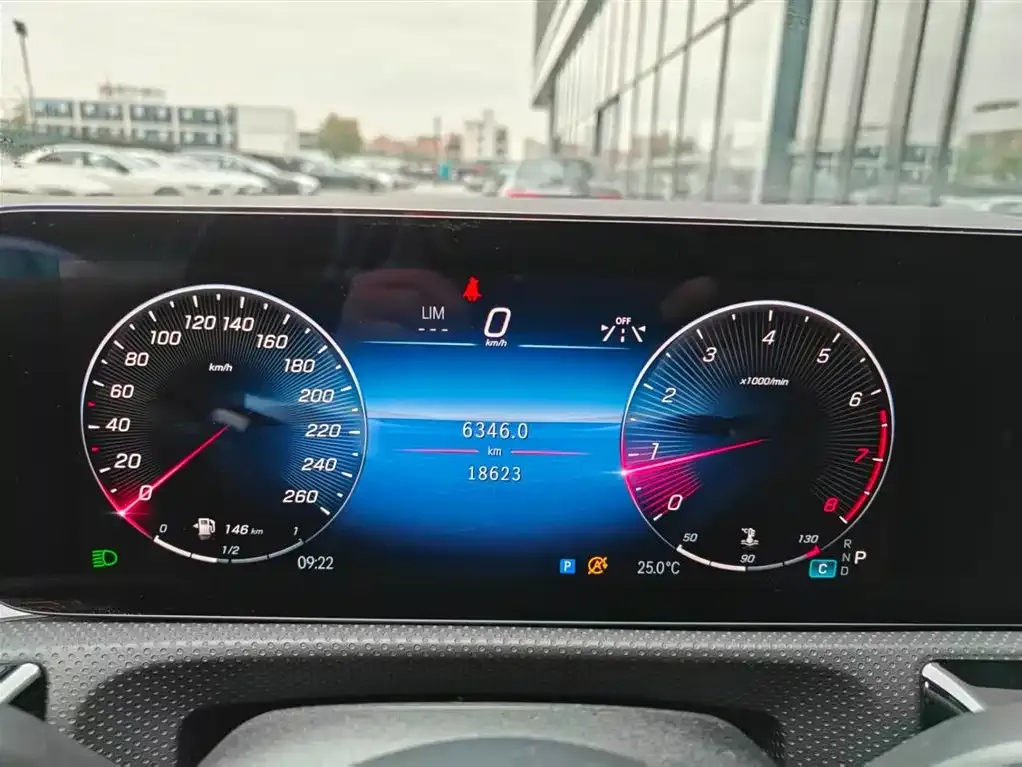 Mercedes-Benz A-Class 2024 из CN, фото 9