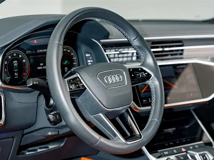 Audi A6L 2022 из CN, фото 10