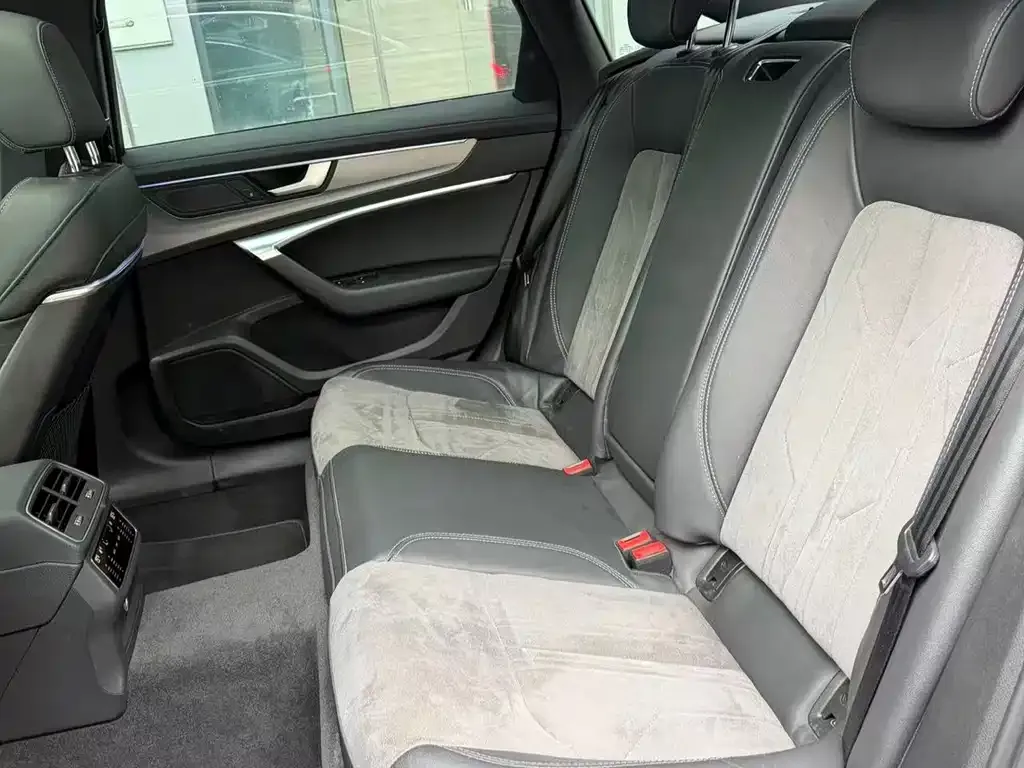 Audi A6L New Energy 2021 из CN, фото 10