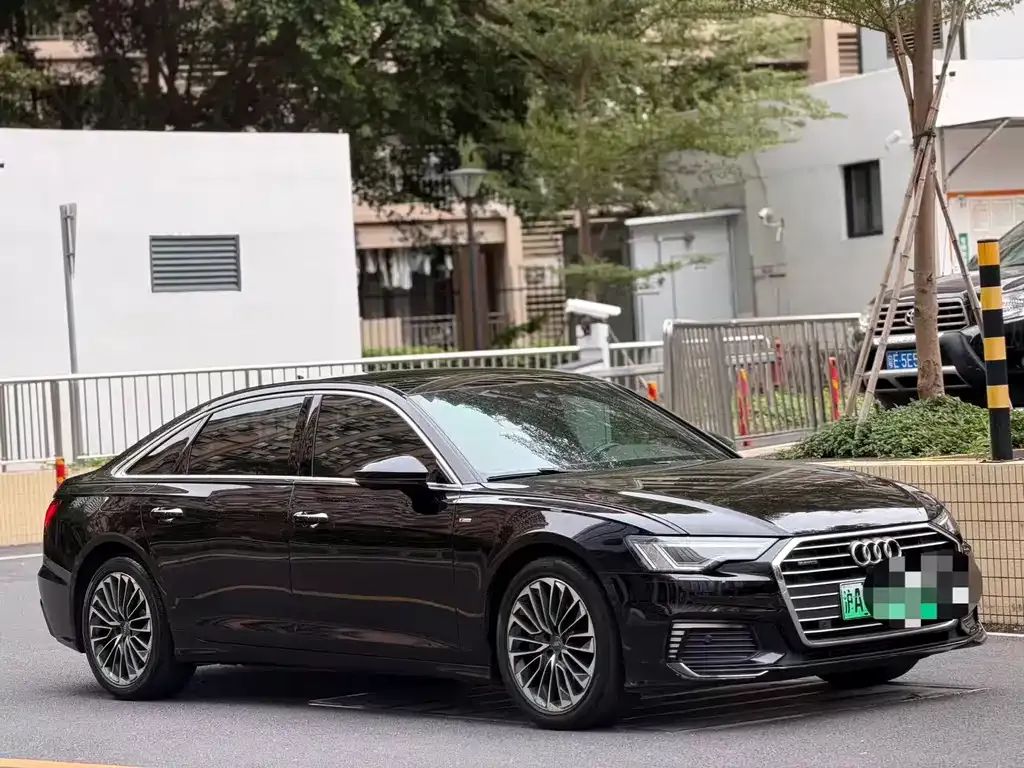 Audi A6L New Energy 2021 из CN, фото 2