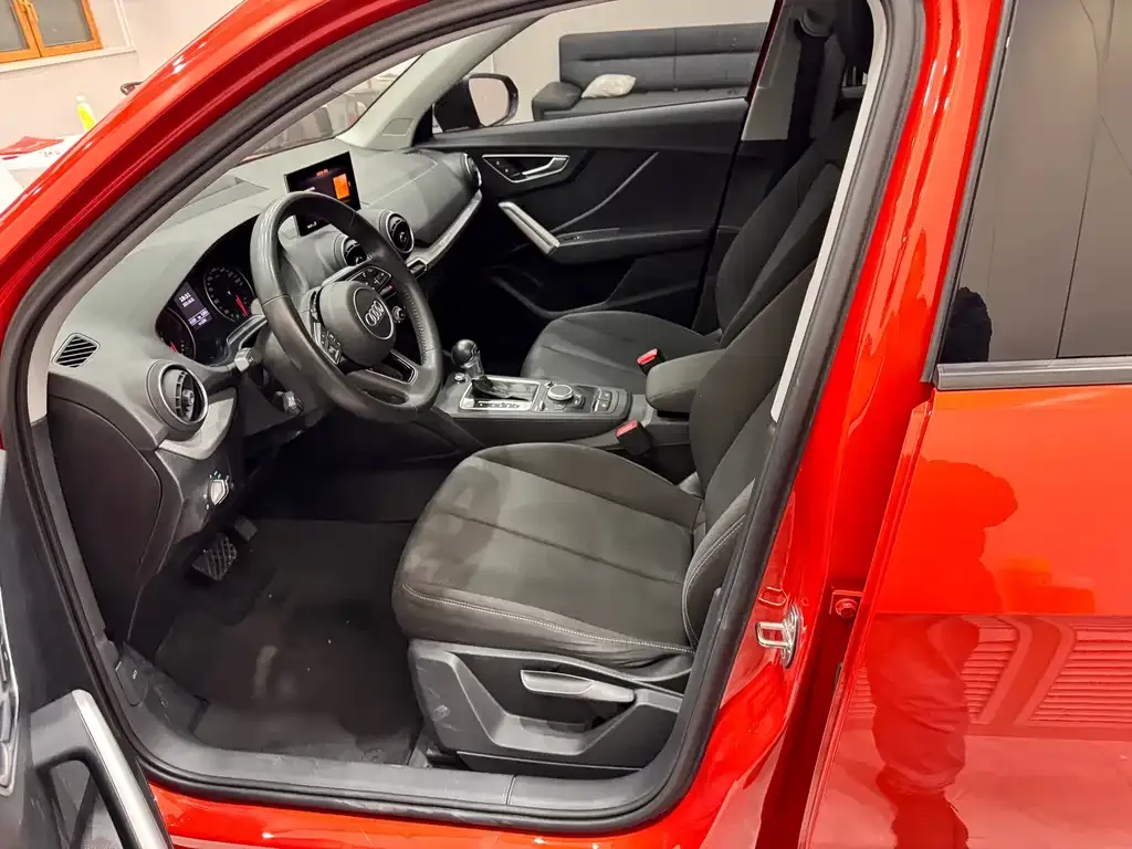 Audi Q2L 2021 из CN, фото 7