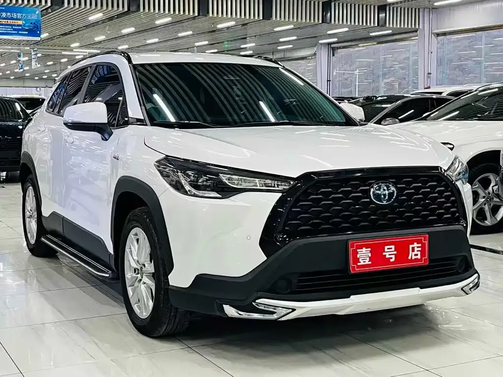 Toyota Corolla Cross 2024 из CN, фото 3